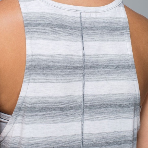 Lululemon Find Your Zen Tank - Picture 3 of 6